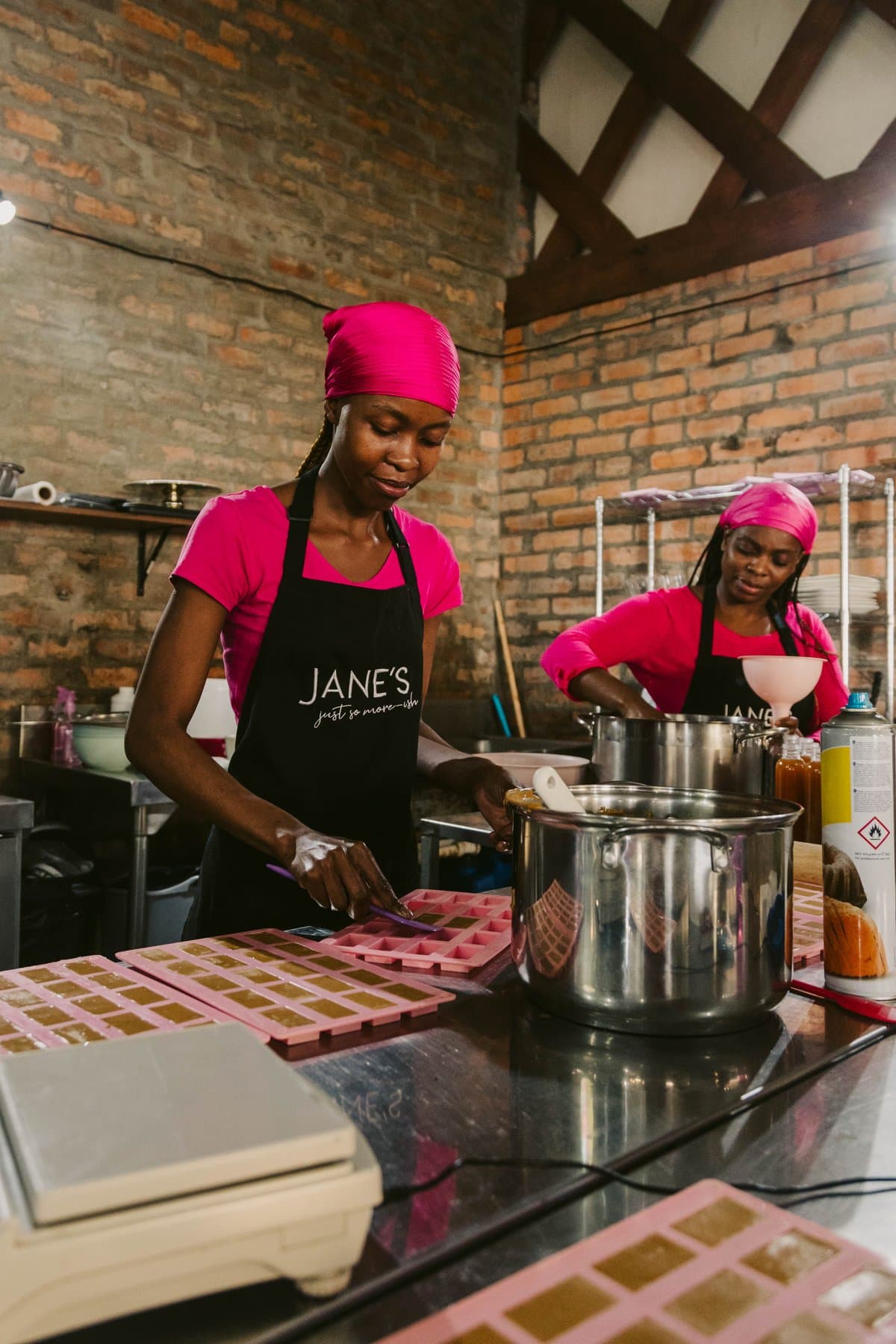 Jane's team making edibles